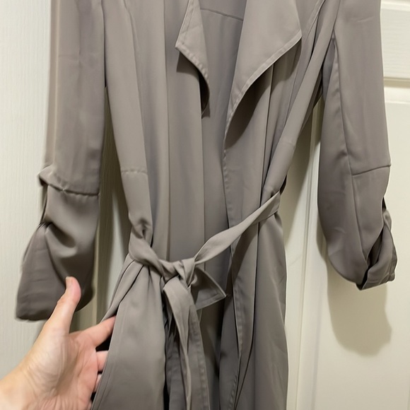 Babaton taupe light duster jacket (sz xxs) - Picture 3 of 8